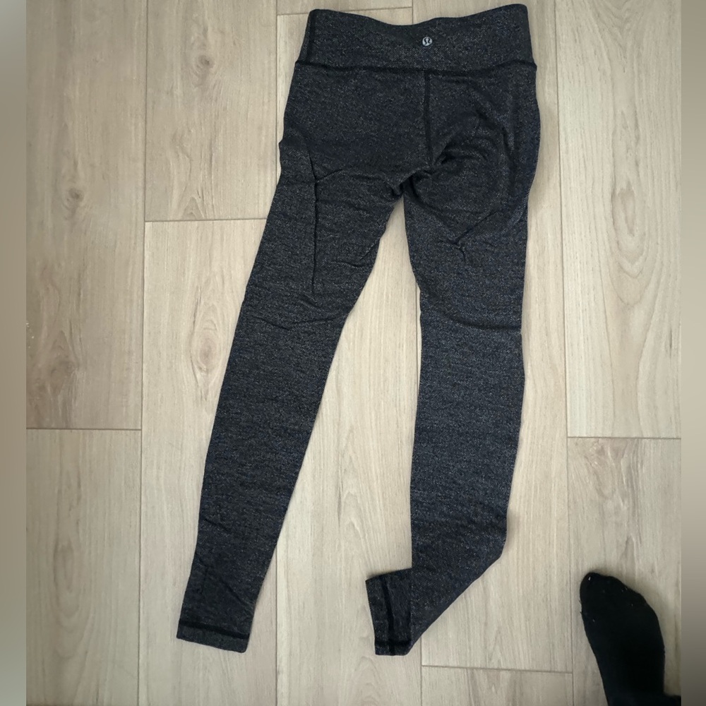 Lululemon leggings - size 4